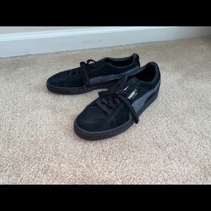 customized glitter pumas